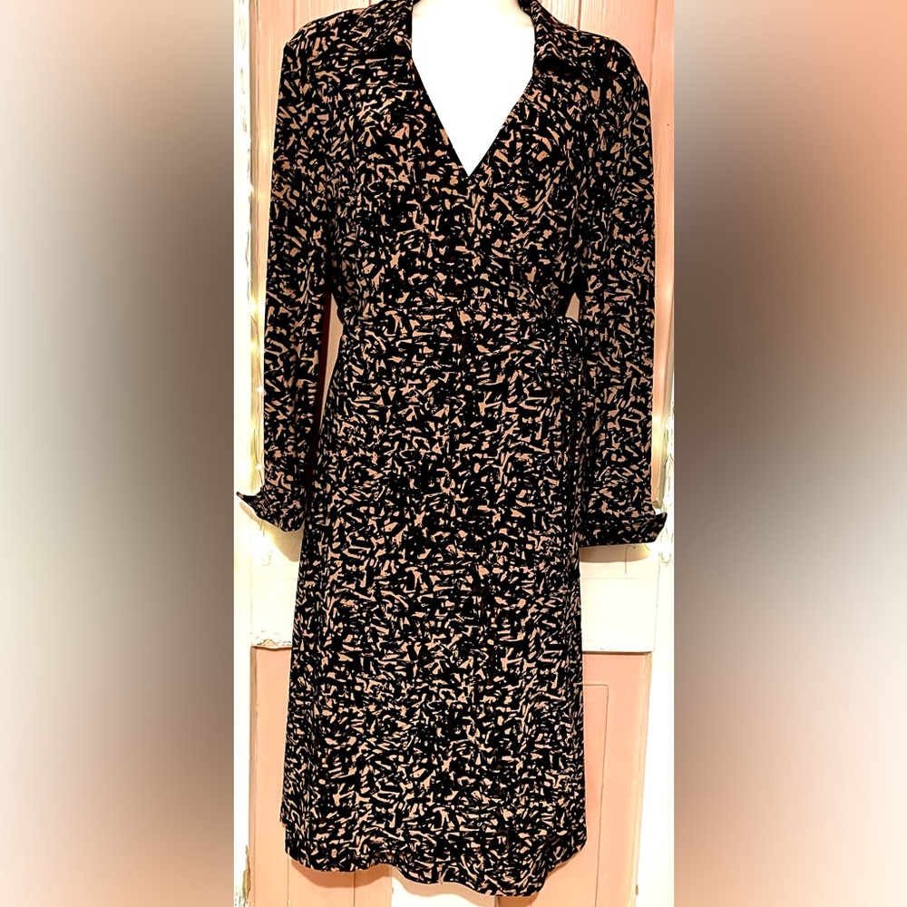 Anne Klein Black and Tan Patterned Wrap Dress